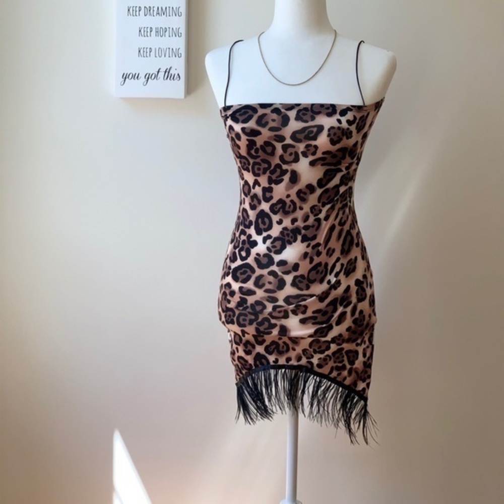 🆕 Leopard Print Mini Bodycon Dress